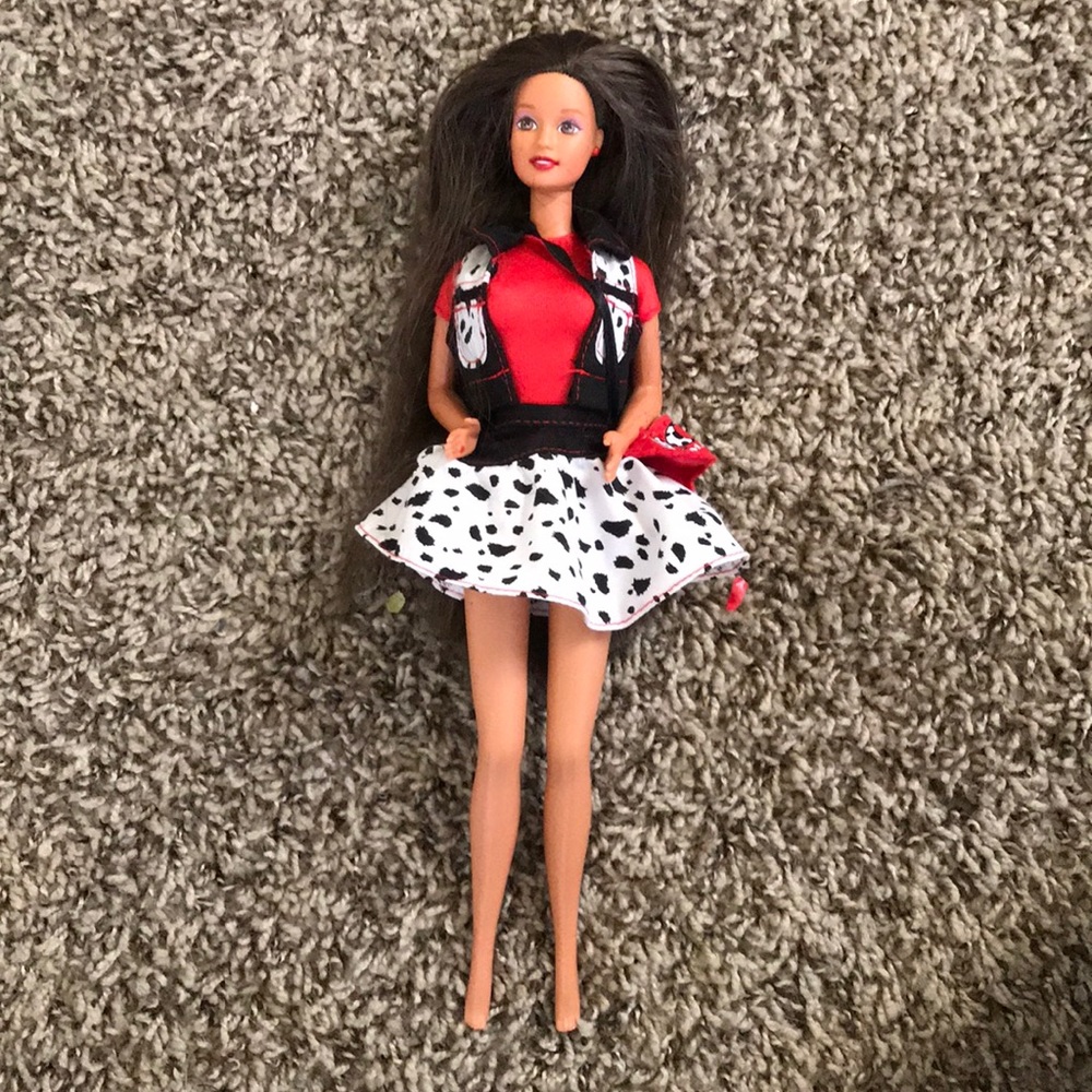101 Dalmatians Barbie😍